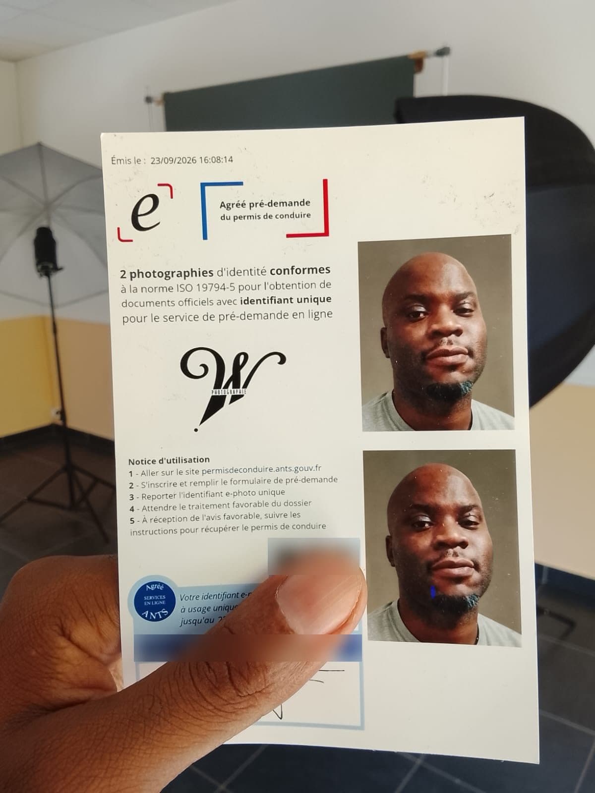 Planche de photos d’identité ePhoto conformes ANTS réalisée au studio Patrice Wilfrid